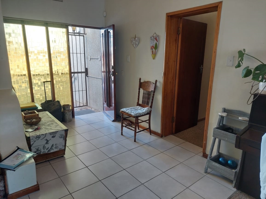 3 Bedroom Property for Sale in Hartenbos Central Western Cape
